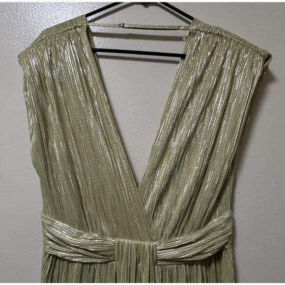 NWT $380 Sabina Musayev Margo Pleated V-Neck Midi Cocktail Dress Green - Size L - Picture 5 of 12